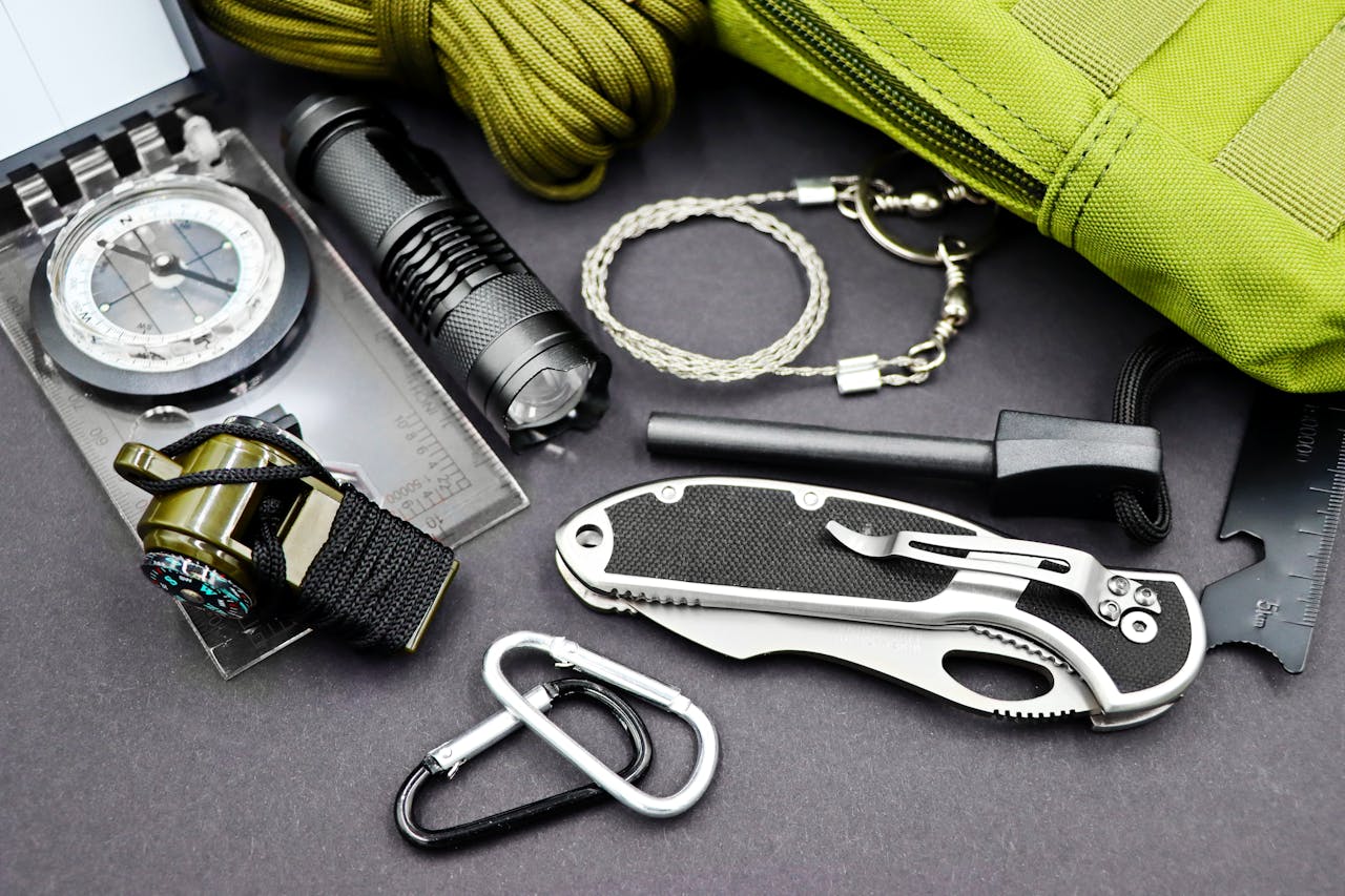 Op pad in Zweden? Zo redt een multitool je vakantie!